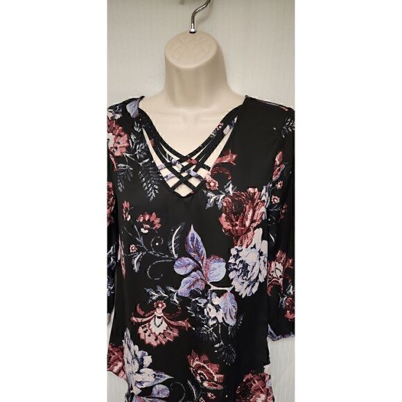 Maurices Floral 3/4 Sleeve V Neck Criss Cross Sheer Chiffon Black Blouse Size XS - Picture 5 of 8